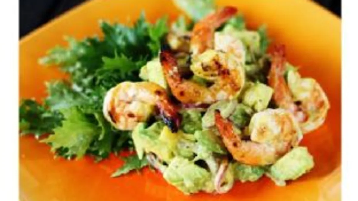 Avocado-Mango Salad With Grilled Shrimp