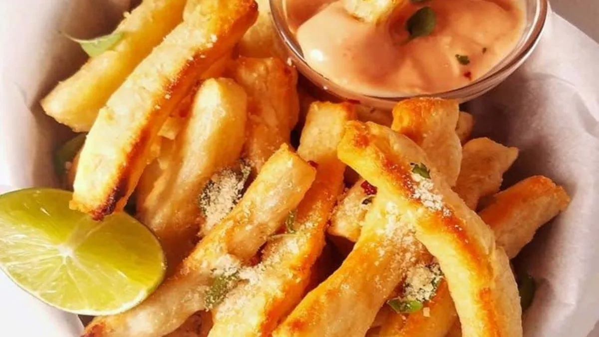 Baked Yuca Fries