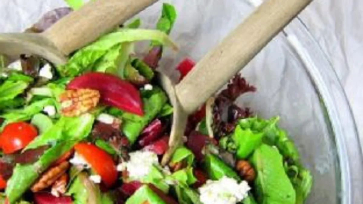 Beet and Blue Cheese Salad with Citrus Vinaigrette Dressing