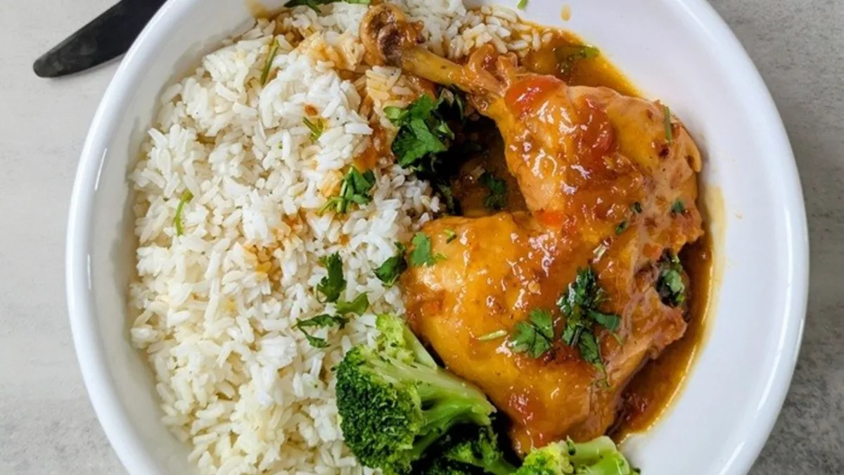 Chicken in Orange Sauce Recipe (Pollo a la Naranja)