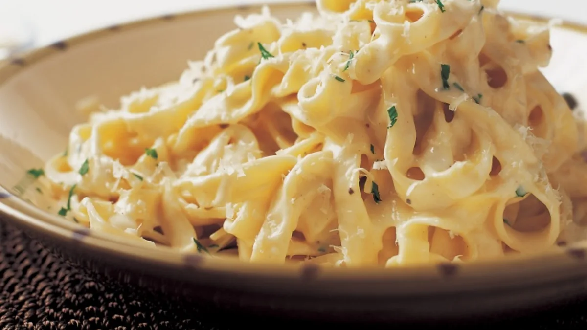 Fettucine alfredo
