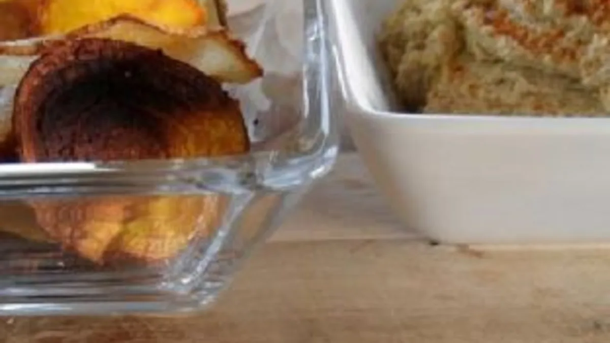 Fire-Roasted Jalapeño Hummus with Turnip and Beet Chips