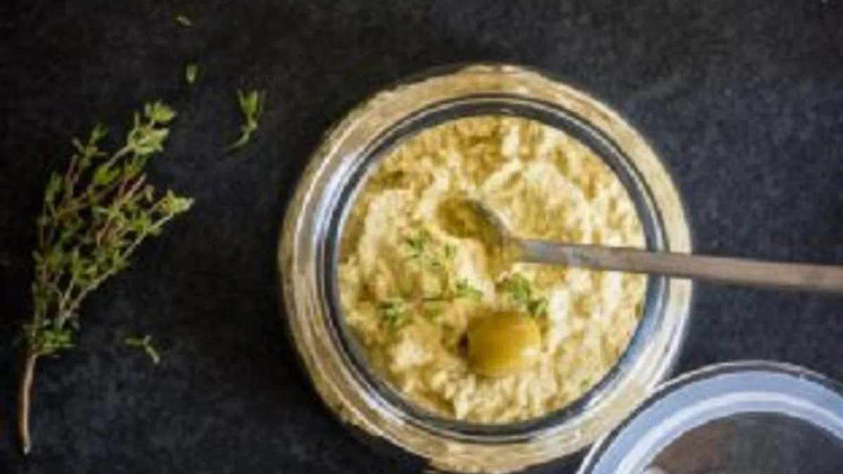 Garlic Oregano Olive Tapenade