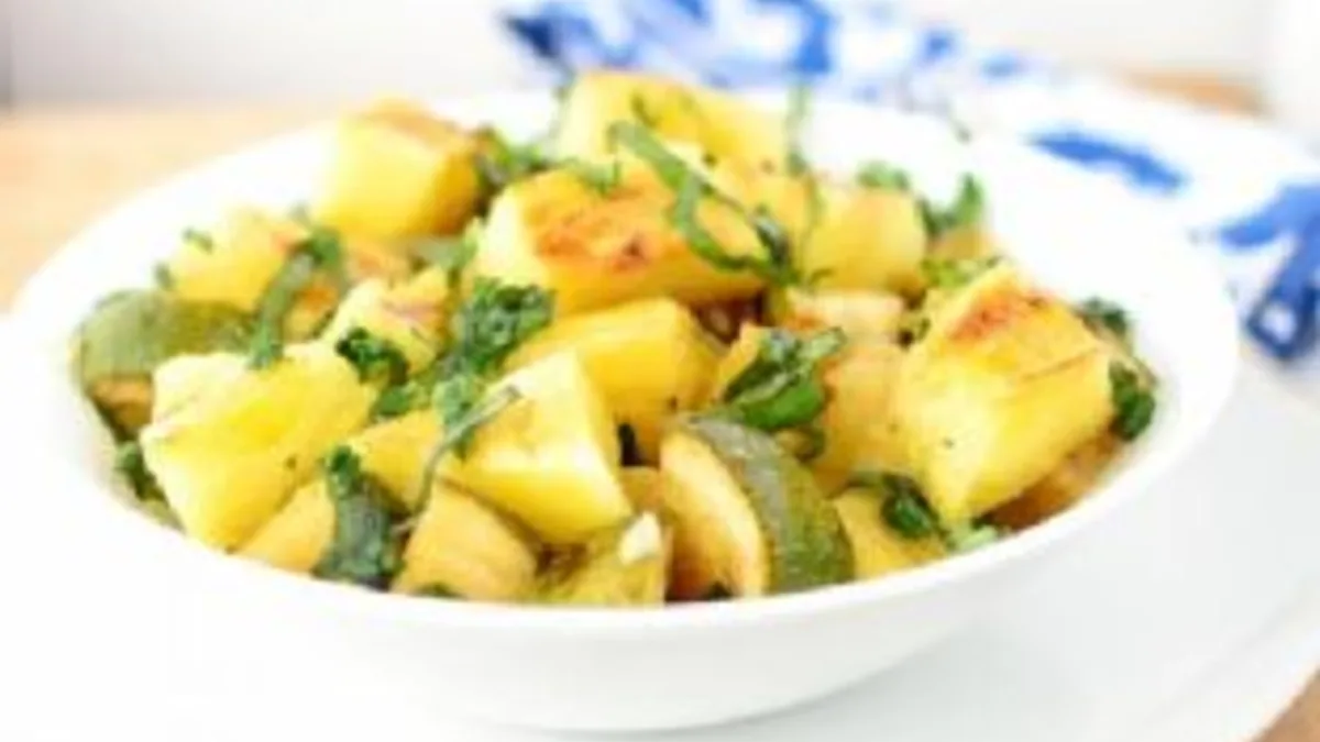 Grilled Pineapple Zucchini Side Salad