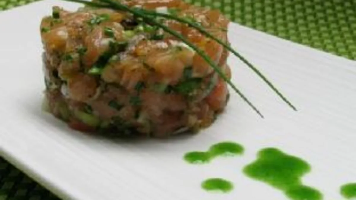 Jade Buddha Salmon Tartare