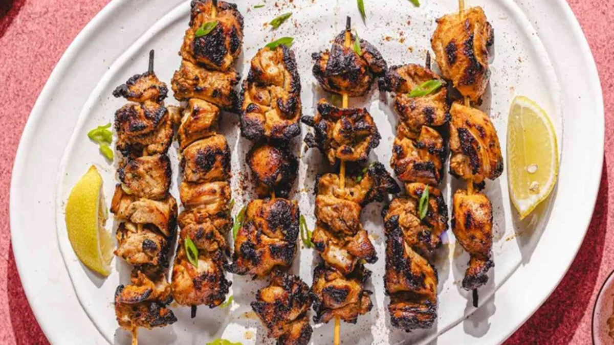 Smoky chicken skewers