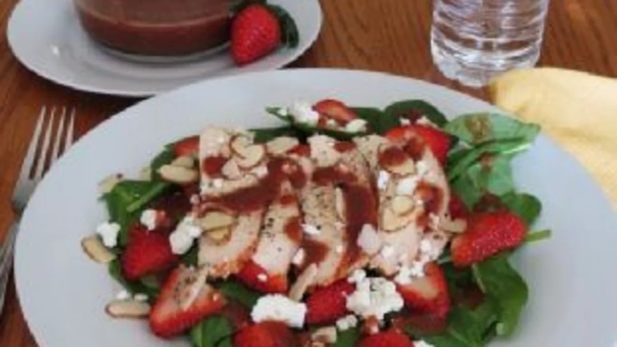 Spinach Salad with Strawberry Vinaigrette