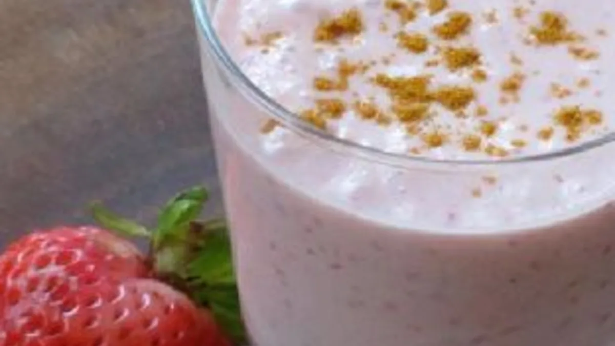 Strawberry and Banana Lassi
