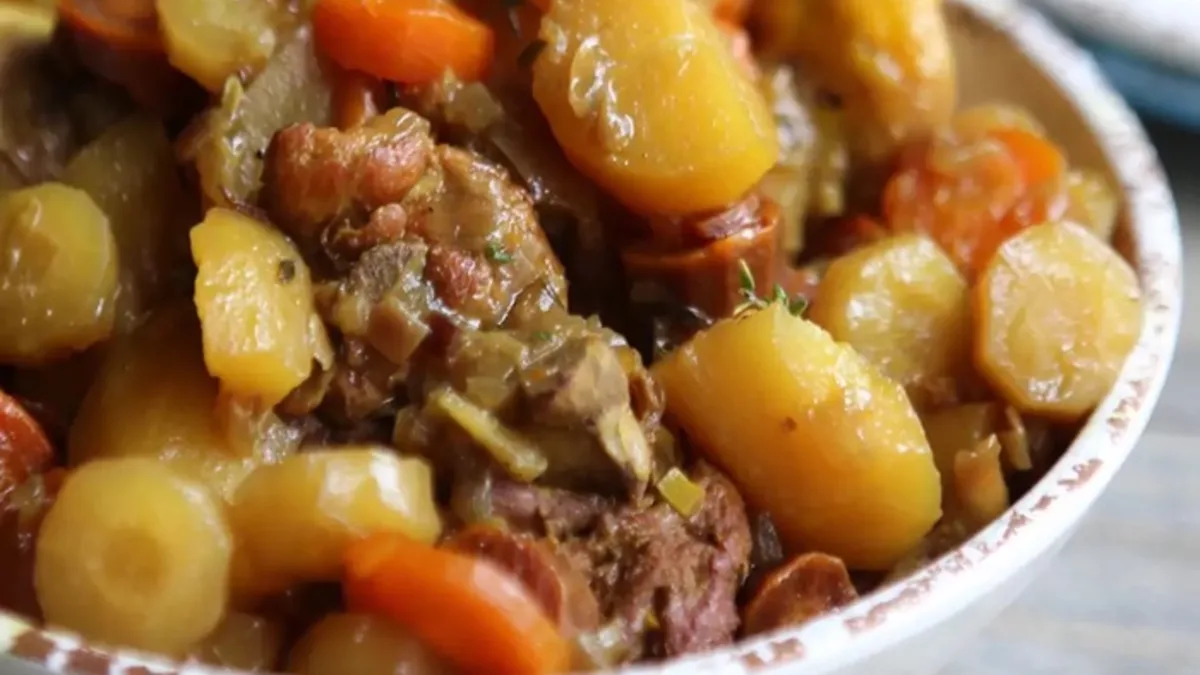 Tajine de Poulet aux Carottes et Patates Douces (Chicken and Sweet Potato Tagine)